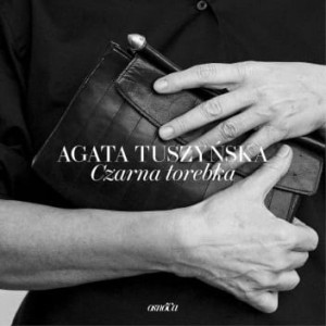 Czarna torebka- Agata Tuszyńska